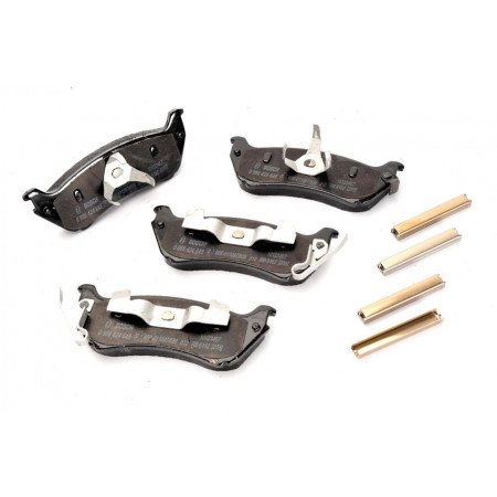 Set placute frana.frana disc Set placute frana Spate se potriveste. MERCEDES M W163 2.3-5.0 02.98-06.05 MERCEDES-BENZ M-CLASS (W163), Crossover, 02.1998 - 07.2005 BOSCH 0 986 424 648