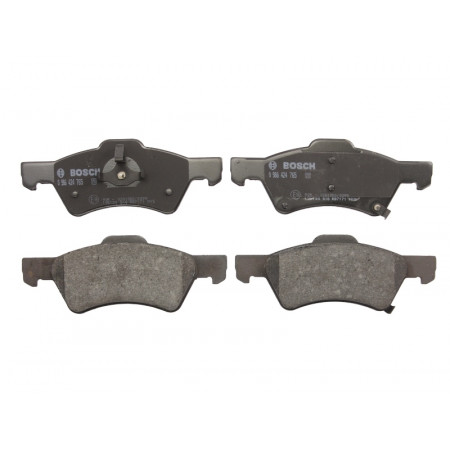 Set remblokken.schijfrem Set remblokken Voor past. CHRYSLER RAM VOYAGER IV DODGE CARAVAN 2.4-3.8 02.00- DODGE GRAND CARAVAN, mini-vrachtwagen, 09.2000 - 12.2007 BOSCH 0 986 424 765