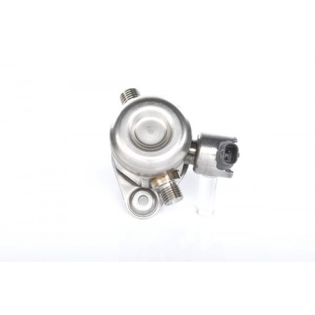 Se adapta la bomba de combustible de alta presión. BMW 1 F20 1 F21 2 F22 F87 2 F23 3 F30 F80 3 F31 3 GRAN TURISMO F34 4 F32 BMW 7 - V (F01, F02, F03, F04), Sedán, 02.2008 - 12.2015 BOSCH 0 261 520 283
