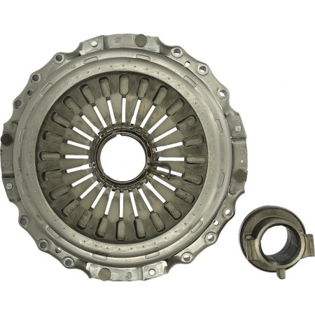 LUK 643 3303 00 - Clutch Kit