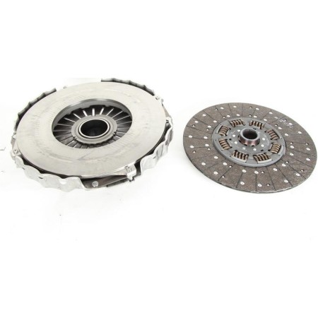 LUK 643 3204 00 - Clutch Kit