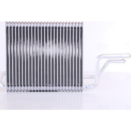 Nissens 92347 - Evaporator, air conditioning