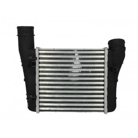 Intercooler, compressor de ar frio AUDI A 4 4 / S 00 - 2.0 Diesel TDI PD MA / C + P / A NISSENS NIS 96707