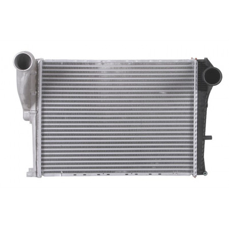 Intercooler, interkoelercompressor RVI MIDLUM VOLVO FL II FL III D7E240-DXi7 05.06- MAHLE CI 182 000P