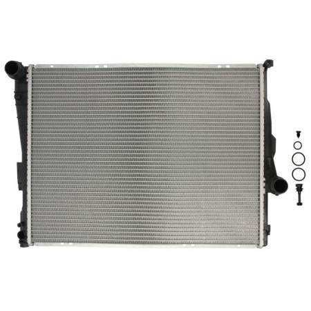 Kühler, Motorkühlung Motorkühler Automatik/Schaltgetriebe mit ersten passenden Elementen BMW 3 E46 Z4 E85 Z4 E86 1.6-3.2 NISSENS NIS 60782A
