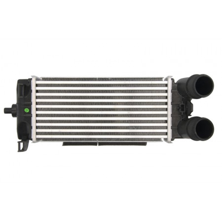 Ladeluftkühler, Kompressor Ladeluftkühler FORD TOURNEO COURIER B460 TRANSIT COURIER B460 TRANSIT COURIER B460/MINIVAN 1.5D 02.14- NISSENS NIS 961509