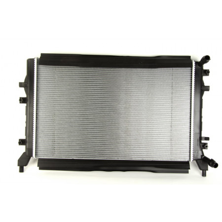 Intercooler, compressor Vloeibare motorradiator-intercooler AUDI A3 SKODA OCTAVIA II SUPERB II YETI VW BEETLE CADDY ALLTRACK CADDY ALLTRACK/MINIVAN CADDY III CADDY III/MINIVAN CADDY IV 1.0-2.0D NISSENS NIS 65294