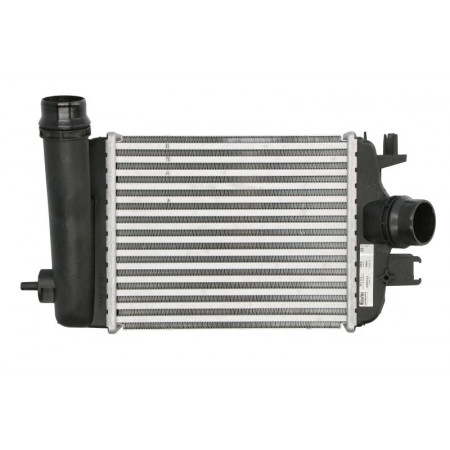 Ladeluftkühler, Kompressor Ladeluftkühler RENAULT CAPTUR II CLIO V 1.0/1.0LPG 06.19- NISSENS NIS 961313