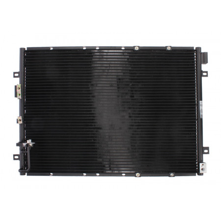 Condensator, climatizare Nissens 97606-3E000 aer mai rece Kia Sorento JC 2.5 CRDi &#039;02- NISSENS NIS 94636