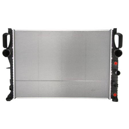 Kühler, Motorkühlung Motorkühler Automatisch/Schaltgetriebe mit ersten passenden Elementen MERCEDES CLS C219 E T-MODEL S211 E VF211 E W211 2.1D-3.5 NISSENS NIS 62792A
