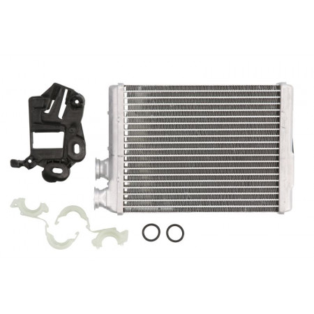 Verwarmingsradiator PEUGEOT 308 II 308 II/KOMBI 308/HATCHBACK 1.2-2.0D 09.13-06.21 NISSENS NIS 71167