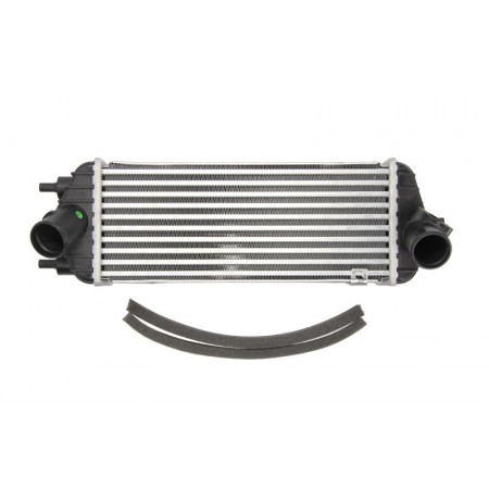 Interkoeler, compressor Interkoeler HYUNDAI IX35 KIA SPORTAGE III 1.6/1.7D 09.10- NISSENS NIS 96309
