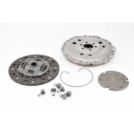 Kit d'embrayage Kit d'embrayage Avec couvercle d'embrayage avec cylindre récepteur embrayage à disque avec plateau de pression sans butée de débrayage 210mm SEAT LEON TOLEDO II SKODA OCTAVIA I 1.4/1.6 09.96-12.10 LUK 621 2218 09