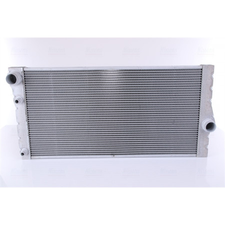 Radiatore, raffreddamento motore Radiatore motore a porta singola: utilizzare il tappo di chiusura 11 53 1 439 134 BMW 5 F10 5 F11 5 GRAN TURISMO F07 6 F12 6 F13 6 GRAN COUPE F06 2.0D/3.0D NISSENS NIS 60769