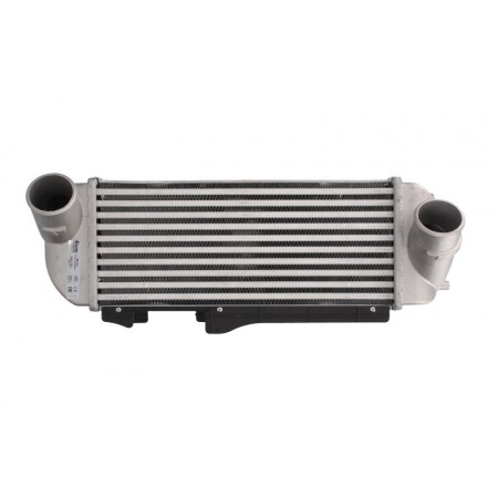 Interkoeler, compressor Interkoeler HYUNDAI IX35 KIA SPORTAGE III 2.0D 08.09- NISSENS NIS 96192