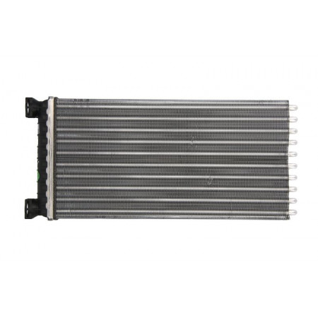 Warmteradiator 370x189x42mm DAF 65 CF 75 CF 85 CF CF CF 65 CF 75 CF 85 XF 105 XF 106 XF 95 MAN E2000 TGA CE136C-XF355M 02.98- MAHLE AH 50 000P