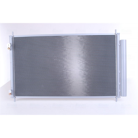 Condensator, climatizare A/C condenser with dryer  TOYOTA YARIS YARIS/HATCHBACK 1.5H 03.12- NISSENS NIS 940489