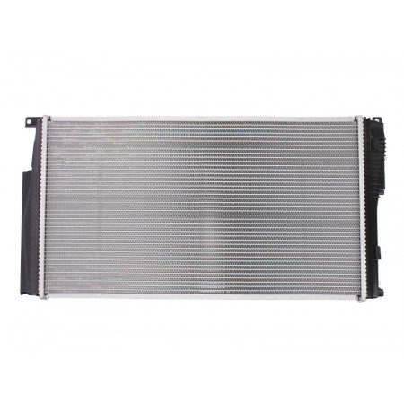 Kühler, Motorkühlung Motorkühler Handbuch BMW 1 F20 1 F21 2 F22 F87 2 F23 3 F30 F80 3 F31 3 GRAN TURISMO F34 4 F32 F82 4 F33 F83 4 GRAN COUPE F36 0,65H-Elektro NISSENS NIS 60816