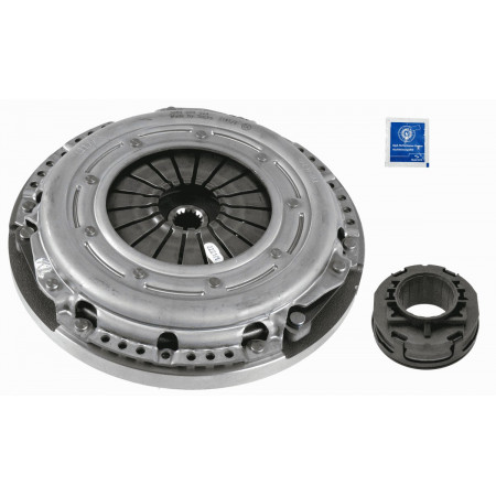 Kit d'embrayage Kit d'embrayage avec roulement et volant moteur à double masse 240mm CHRYSLER VOYAGER IV 2.4 02.00-12.08 SACHS 3090 600 004