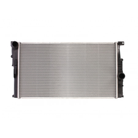 Kühler, Motorkühlung Motorkühler Handbuch BMW 1 F20 1 F21 2 F22 F87 2 F23 3 F30 F80 3 F31 3 GRAN TURISMO F34 4 F32 F82 4 F33 F83 4 GRAN COUPE F36 1.5-Electric NISSENS NIS 60814