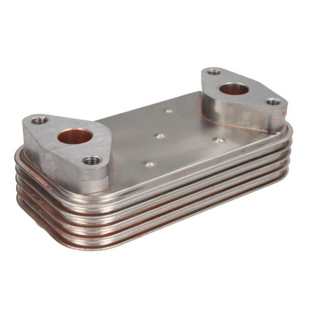 Radiator ulei, ulei motor Oil radiator IVECO DAILY III DAILY IV DAILY V DAILY VI MASSIF CITROEN JUMPER II FIAT DUCATO PEUGEOT BOXER MITSUBISHI CANTER FB7 FB8 FE7 FE8 VII CANTER FE5 2.3D-3.0D 07.99- MAHLE CLC 320 000S